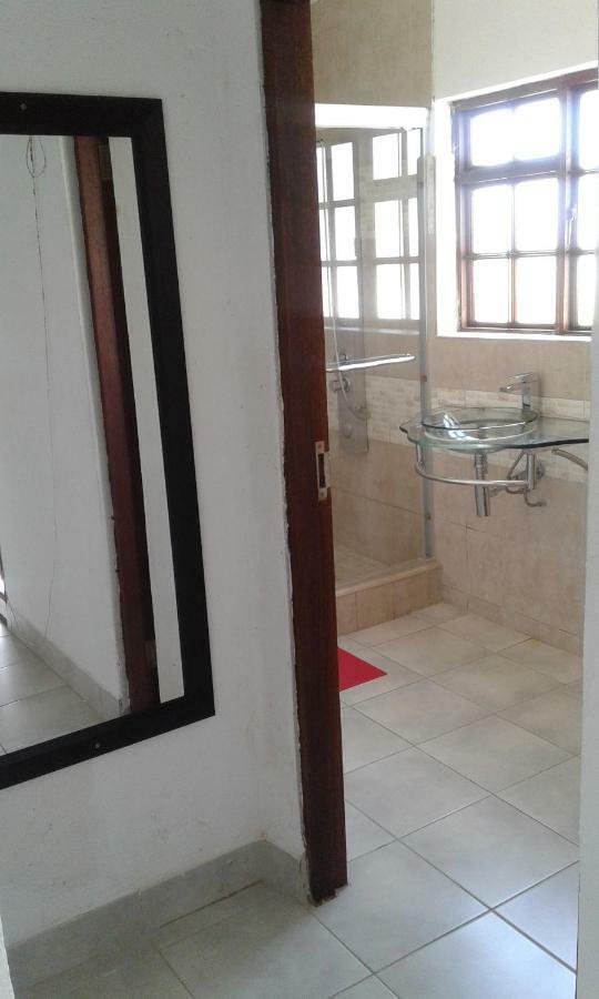 Elegant Guest House Malelane 말레라네 외부 사진