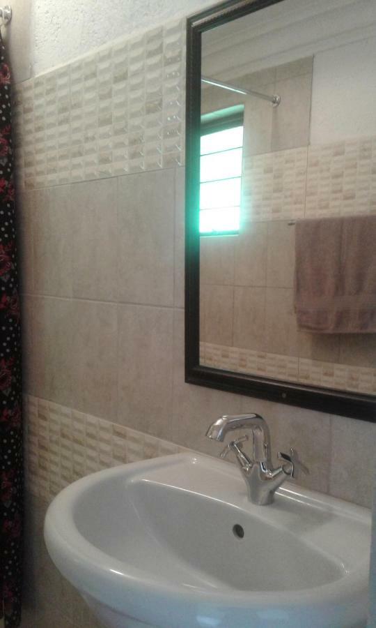 Elegant Guest House Malelane 말레라네 외부 사진